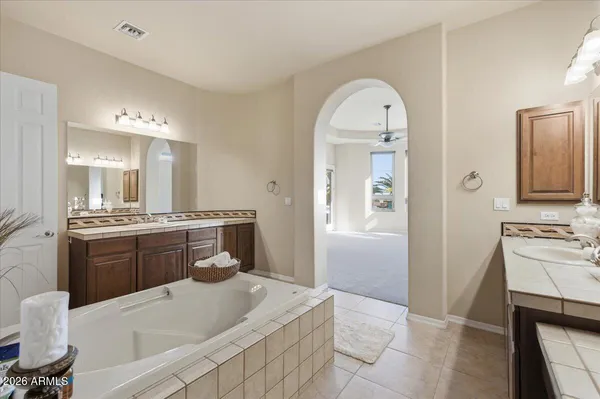 $1,298,000 | 39410 North 7th Street, Phoenix, AZ 85086