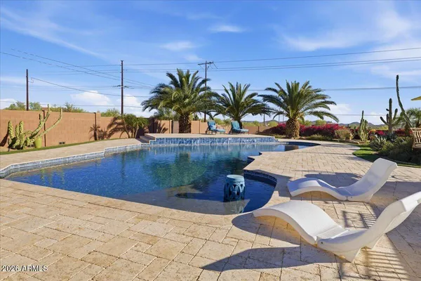 $1,298,000 | 39410 North 7th Street, Phoenix, AZ 85086