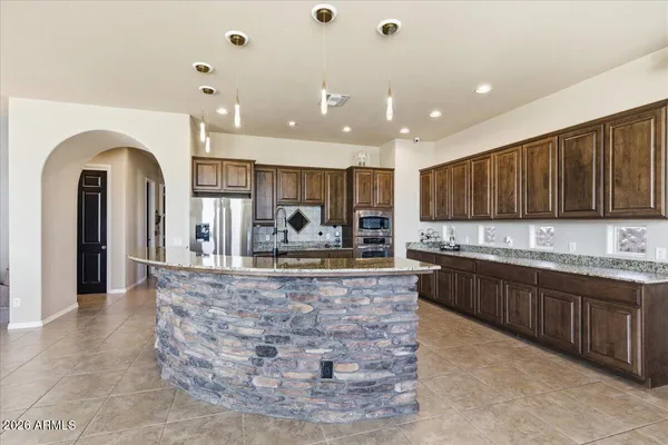 $1,298,000 | 39410 North 7th Street, Phoenix, AZ 85086