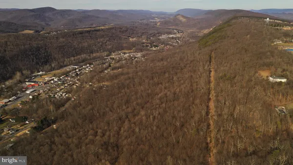 $85,000 | 438 Carr Drive, Lavale, MD 21502