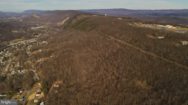 $85,000 | 438 Carr Drive, Lavale, MD 21502