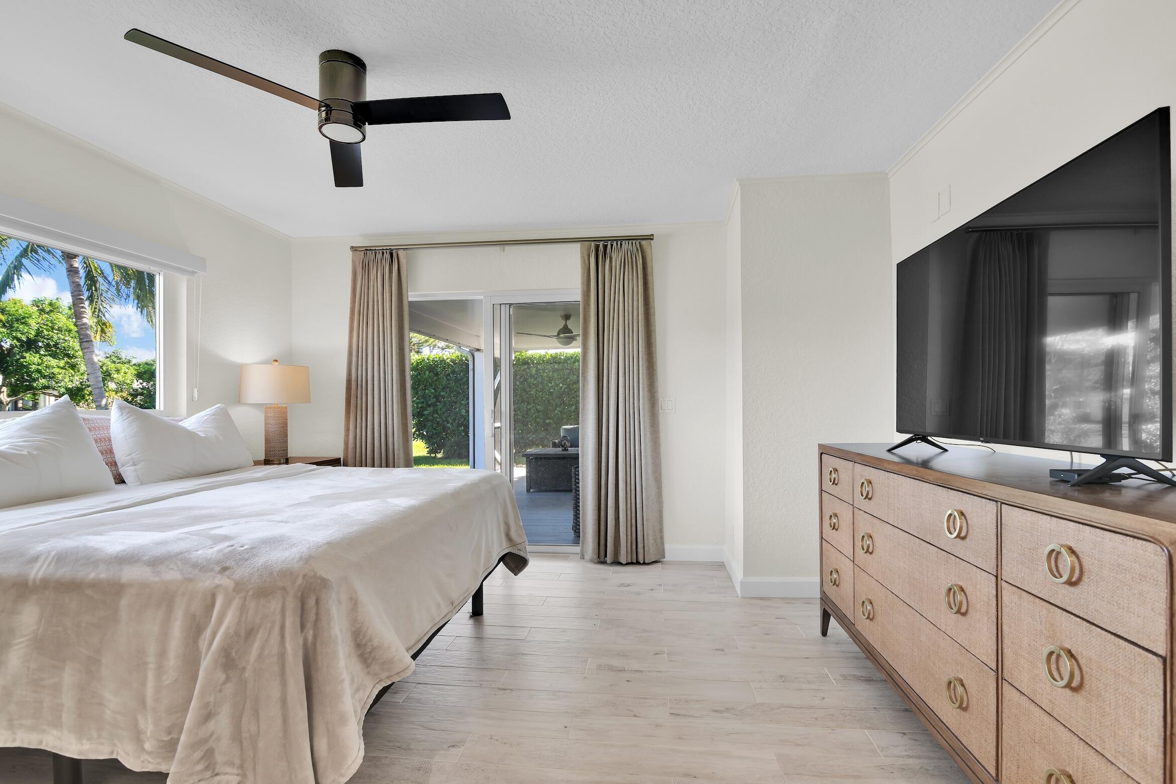 14656 Country Side Lane Delray Beach, FL 33484 - Photo 19 of 40 Master Bedroom