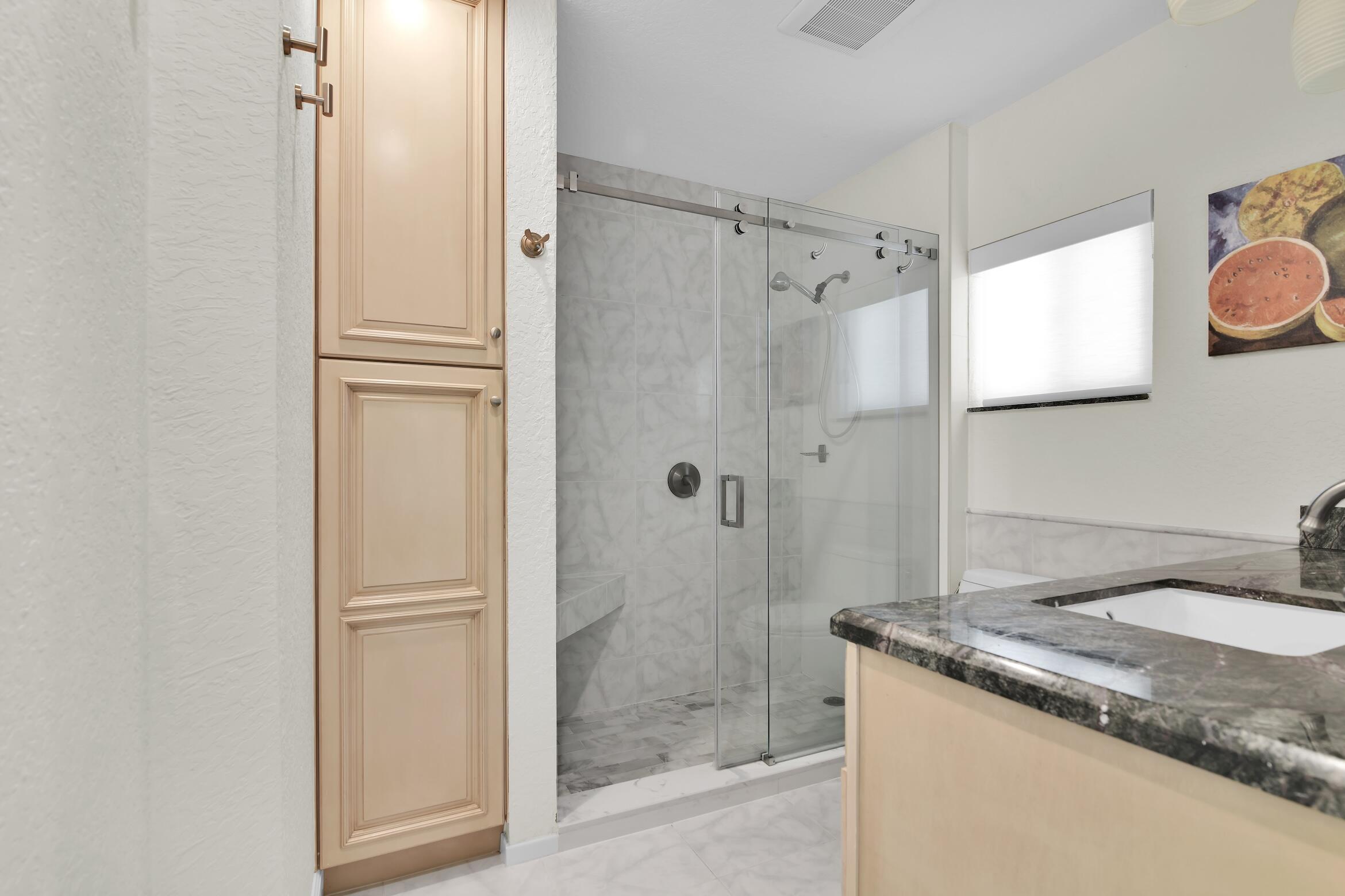 14656 Country Side Lane Delray Beach, FL 33484 - Photo 22 of 40 Master Bathroom