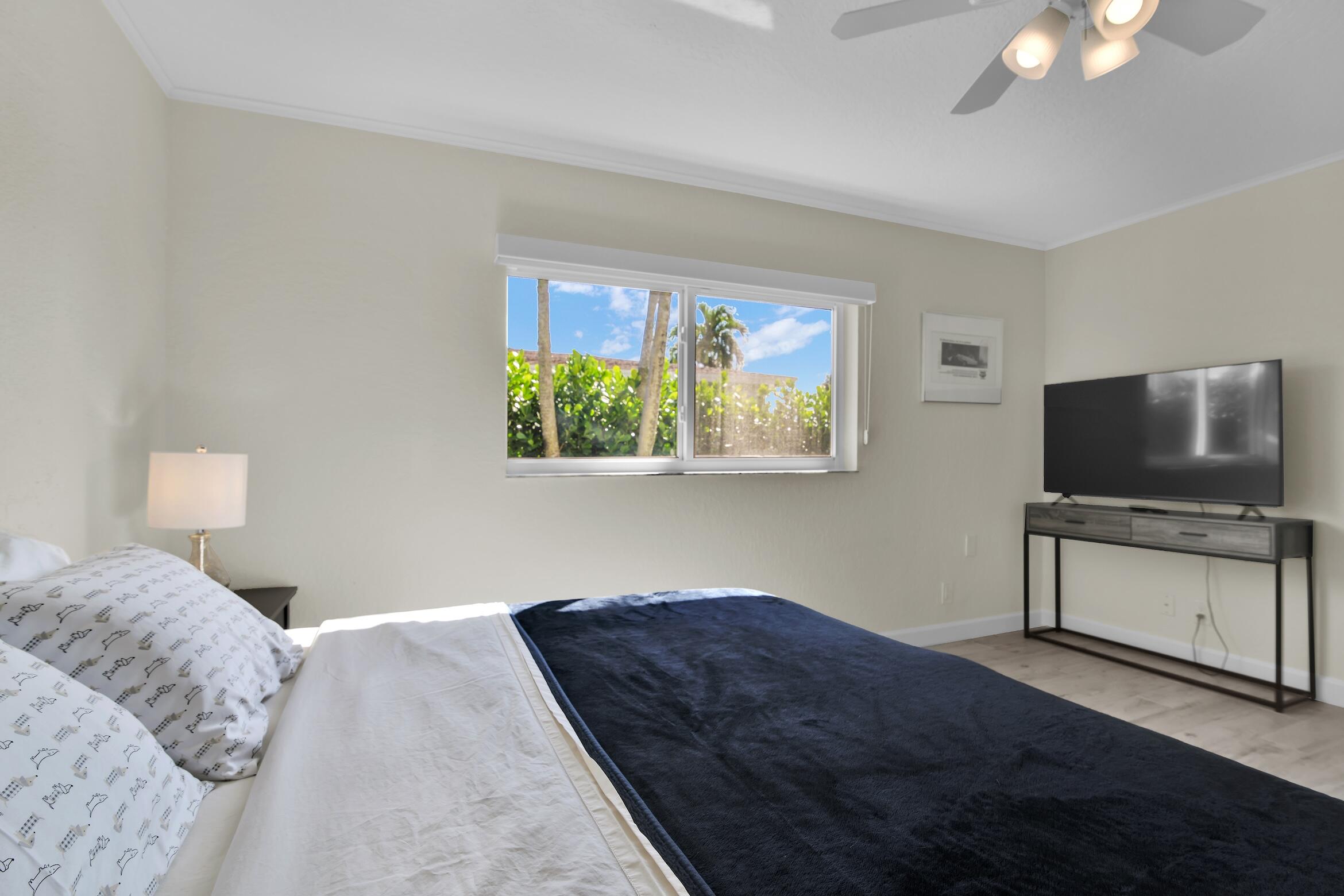 14656 Country Side Lane Delray Beach, FL 33484 - Photo 23 of 40 Guest Bedroom
