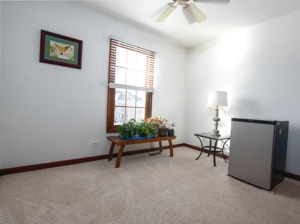 $715,000 | 1351 Callen Lane, Des Plaines, IL 60016
