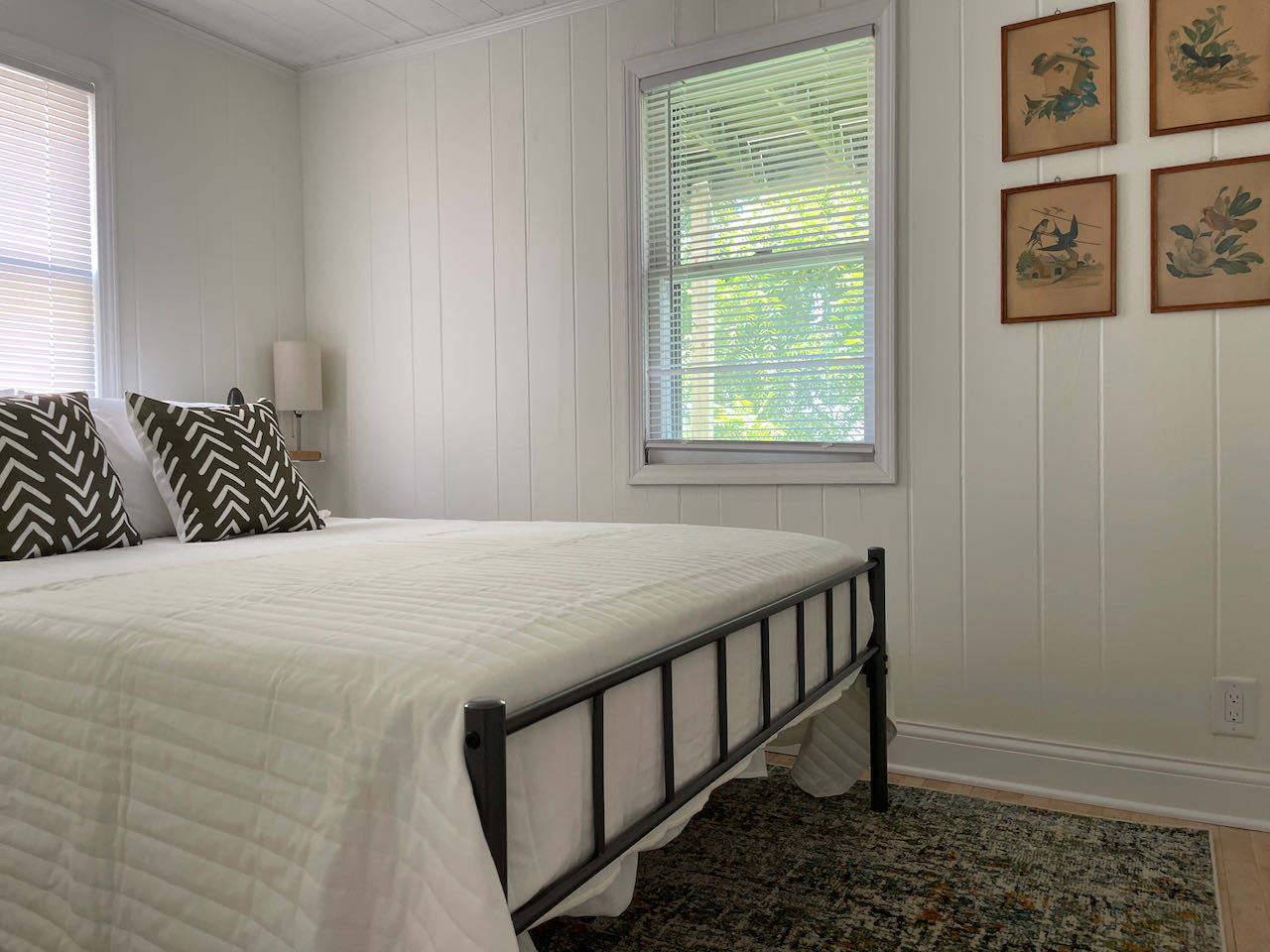 521 Peyton Street, Unit 100 Geneva, IL 60134 - Photo 34 of 34 a bedroom with a bed and a window