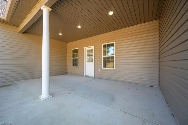 $629,990 | 1875 Paragon Drive, Winston-Salem, NC 27127