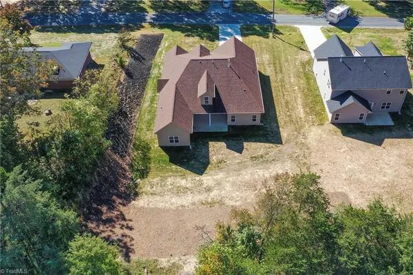 $629,990 | 1875 Paragon Drive, Winston-Salem, NC 27127