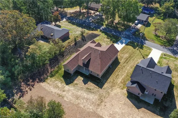 $629,990 | 1875 Paragon Drive, Winston-Salem, NC 27127