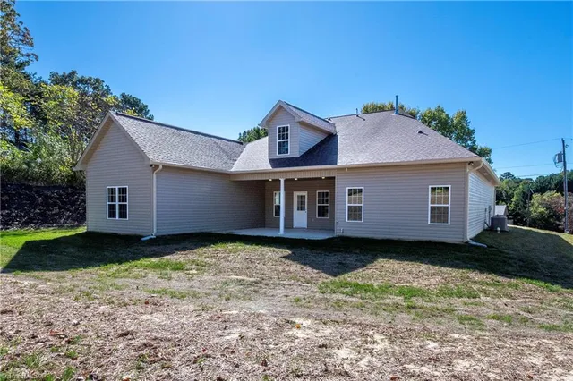 $629,990 | 1875 Paragon Drive, Winston-Salem, NC 27127