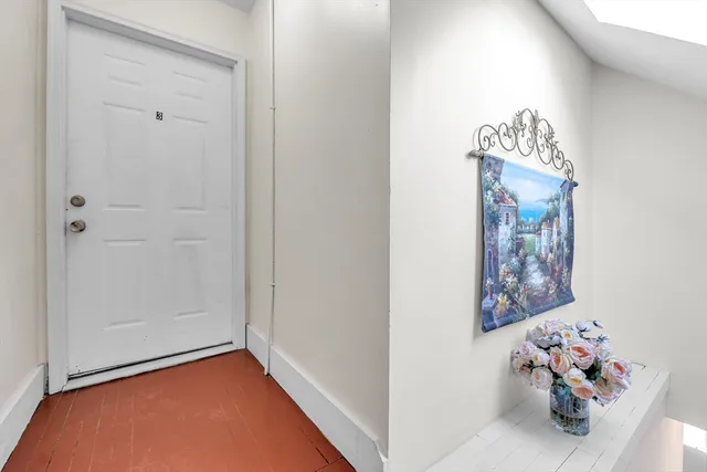 $2,000 | 31 Ripley Street, Unit 3, Worcester, MA 01610