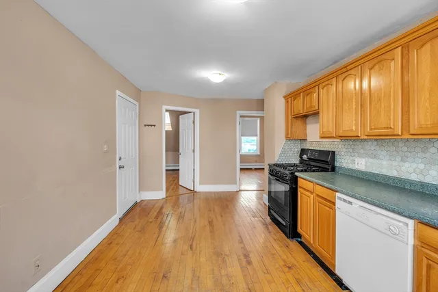 $2,000 | 31 Ripley Street, Unit 3, Worcester, MA 01610