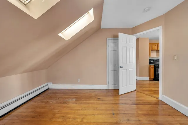 $2,000 | 31 Ripley Street, Unit 3, Worcester, MA 01610