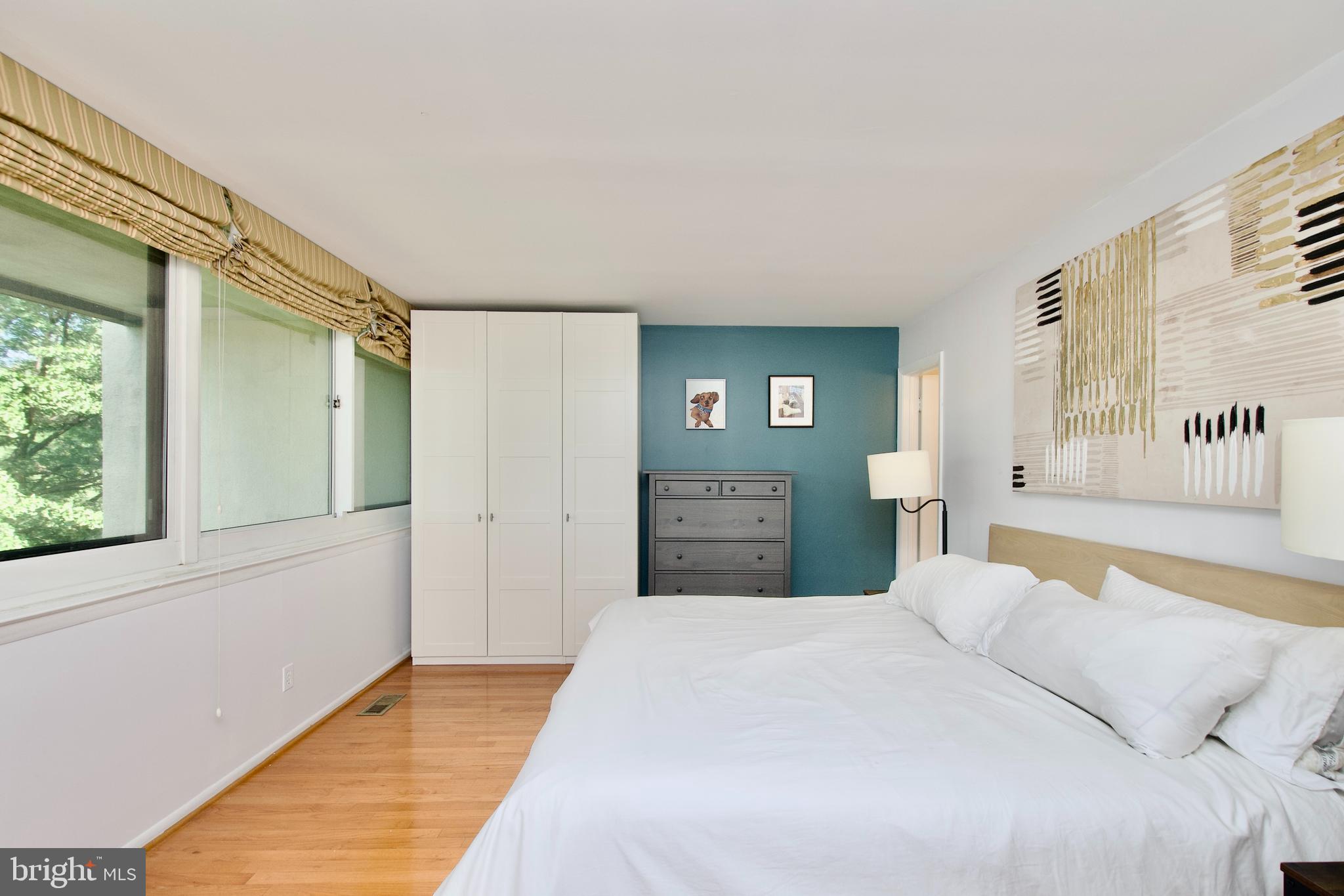 2204 South Quincy Street, Unit 1 Arlington, VA 22204 - Photo 16 of 29 Primary bedoom