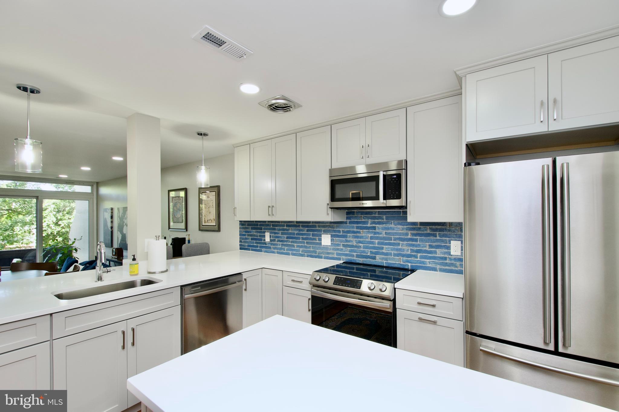 2204 South Quincy Street, Unit 1 Arlington, VA 22204 - Photo 3 of 29 Kitchen
