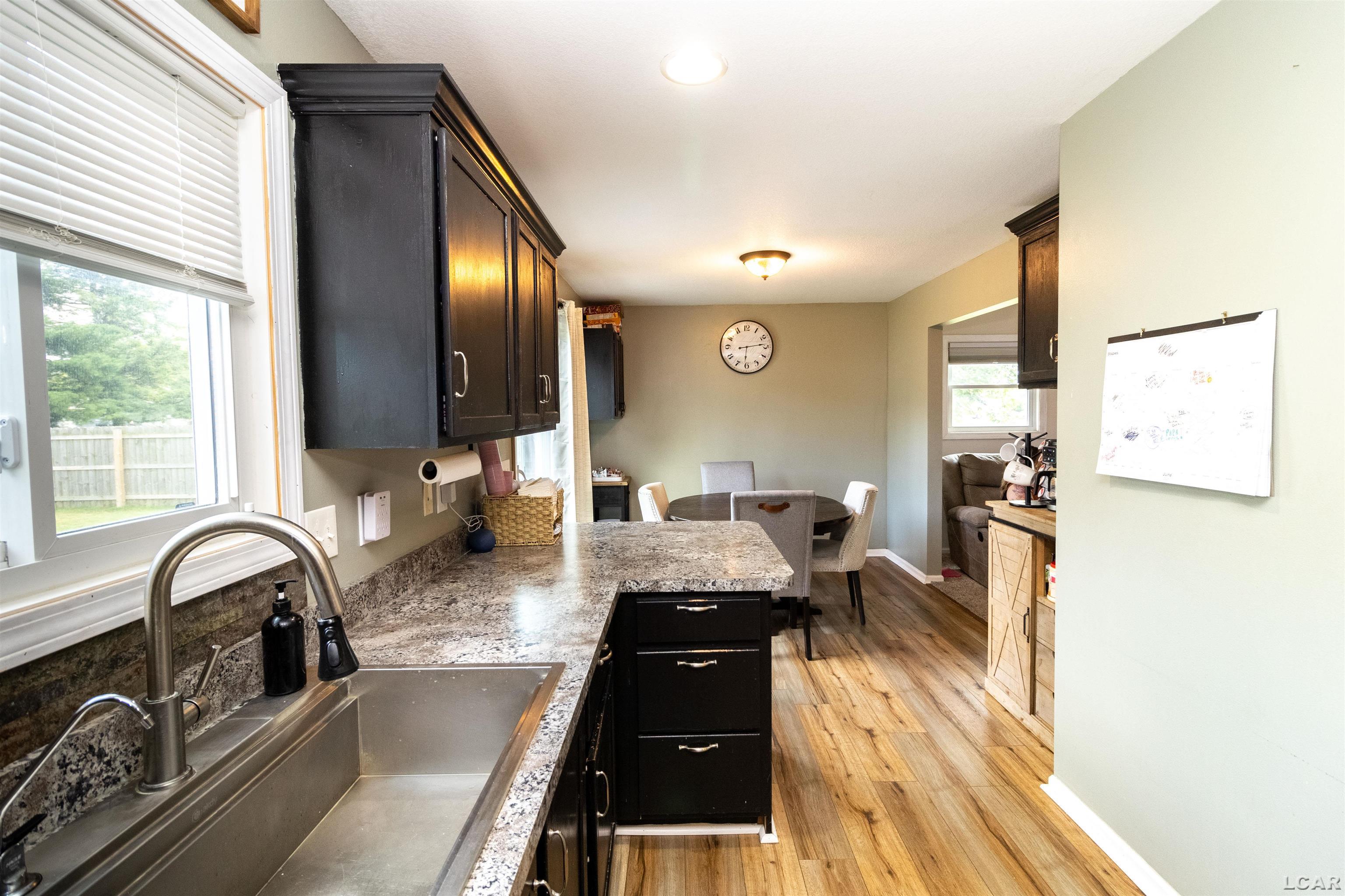 3193 Beaver Creek Ridge Adrian, MI 49221 - Photo 10 of 30 50180335-731bd9c9-35a4-4629-b63a-46f64c7cadaf.JPG