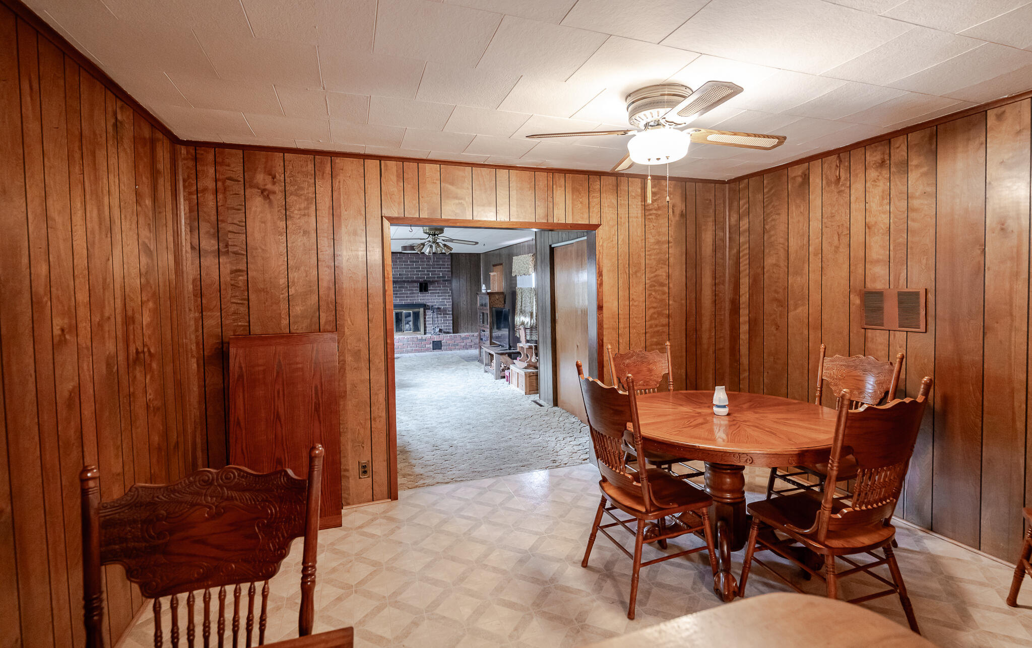 525 East Scott Street Monett, MO 65708 - Photo 17 of 38 525 E Scott St, Monett-16