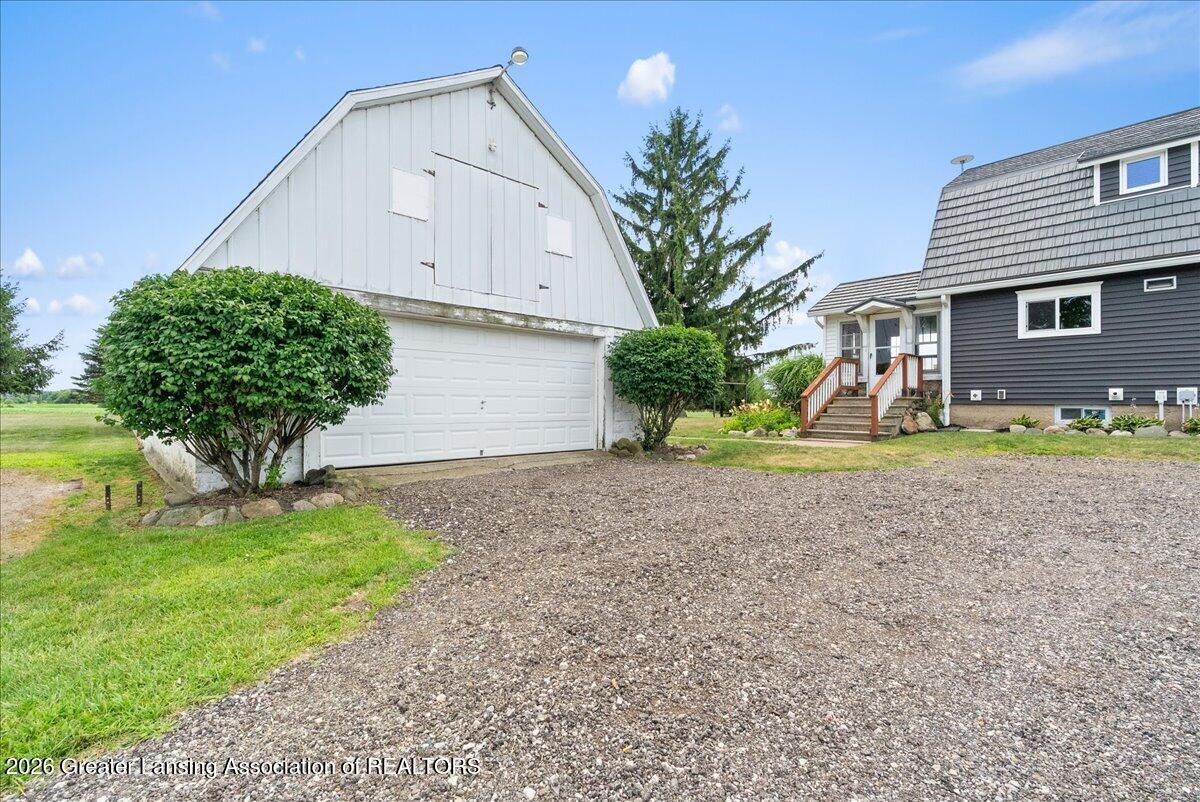 4885 West Locke Road Perry, MI 48872 - Photo 9 of 46 09-Media Jett -42