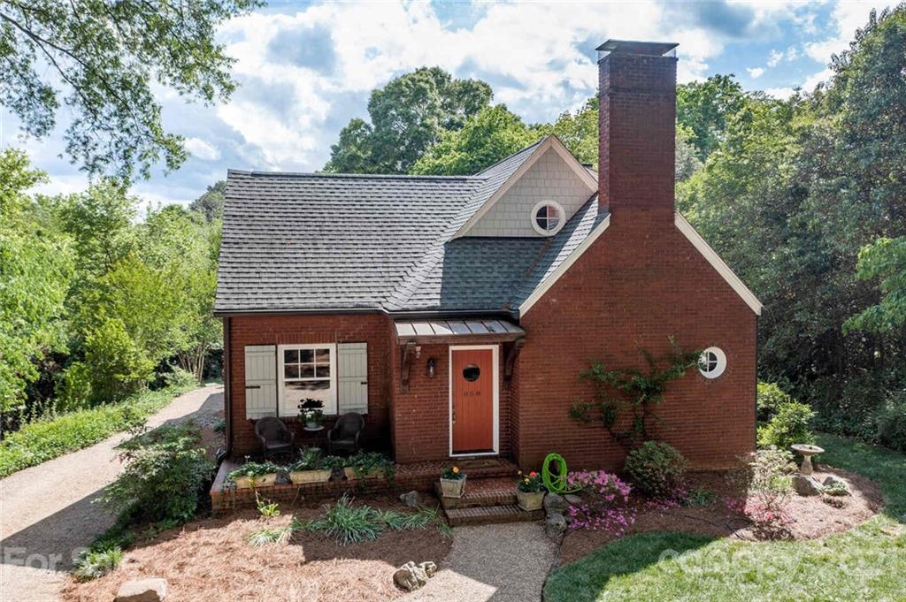 858 Concord Road Davidson, NC 28036 - Photo 3 of 46 Gallery Image 3