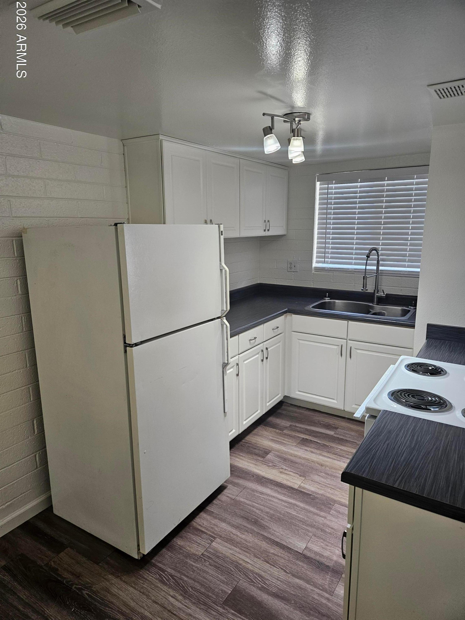 521 East Bethany Home Road Phoenix, AZ 85014 - Photo 4 of 15 Photo #4