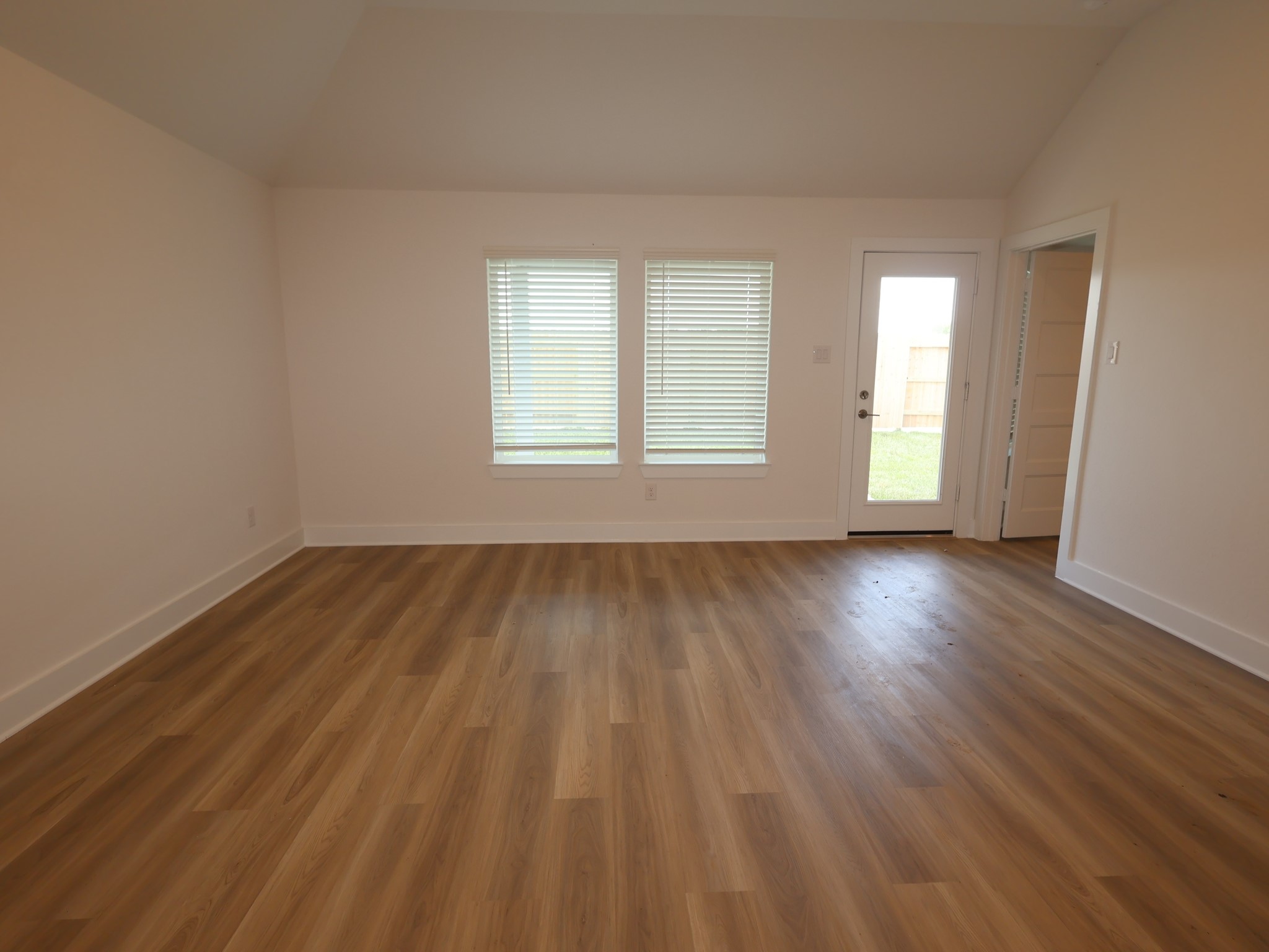1908 Sleeping Hls Drive Rosenberg, TX 77471 - Photo 11 of 19
