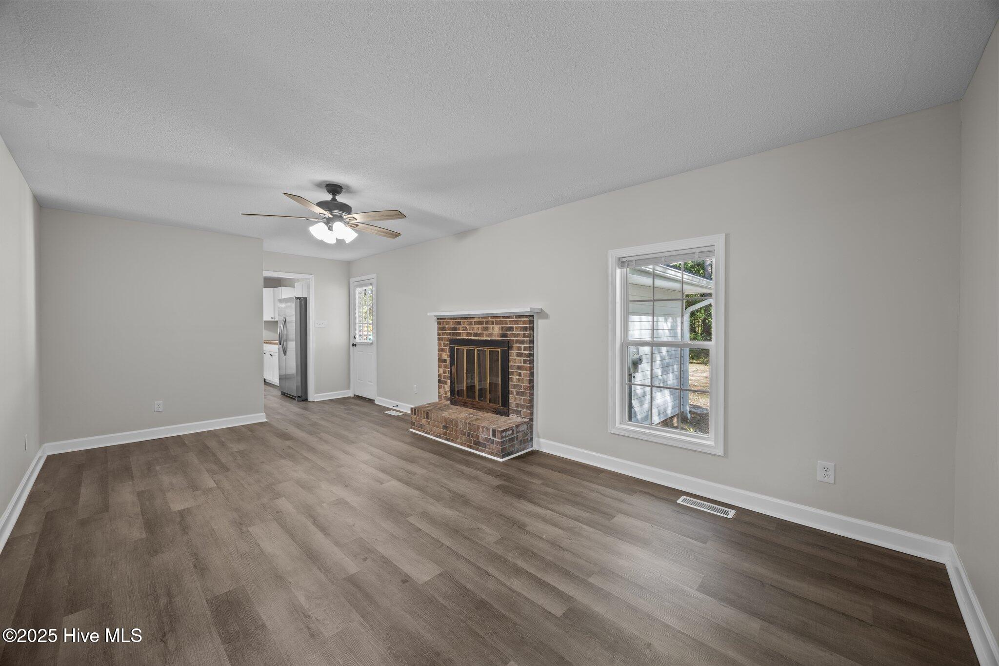 206 Speight Street Havelock, NC 28532 - Photo 14 of 36 13-web-or-mls-0C0A2604