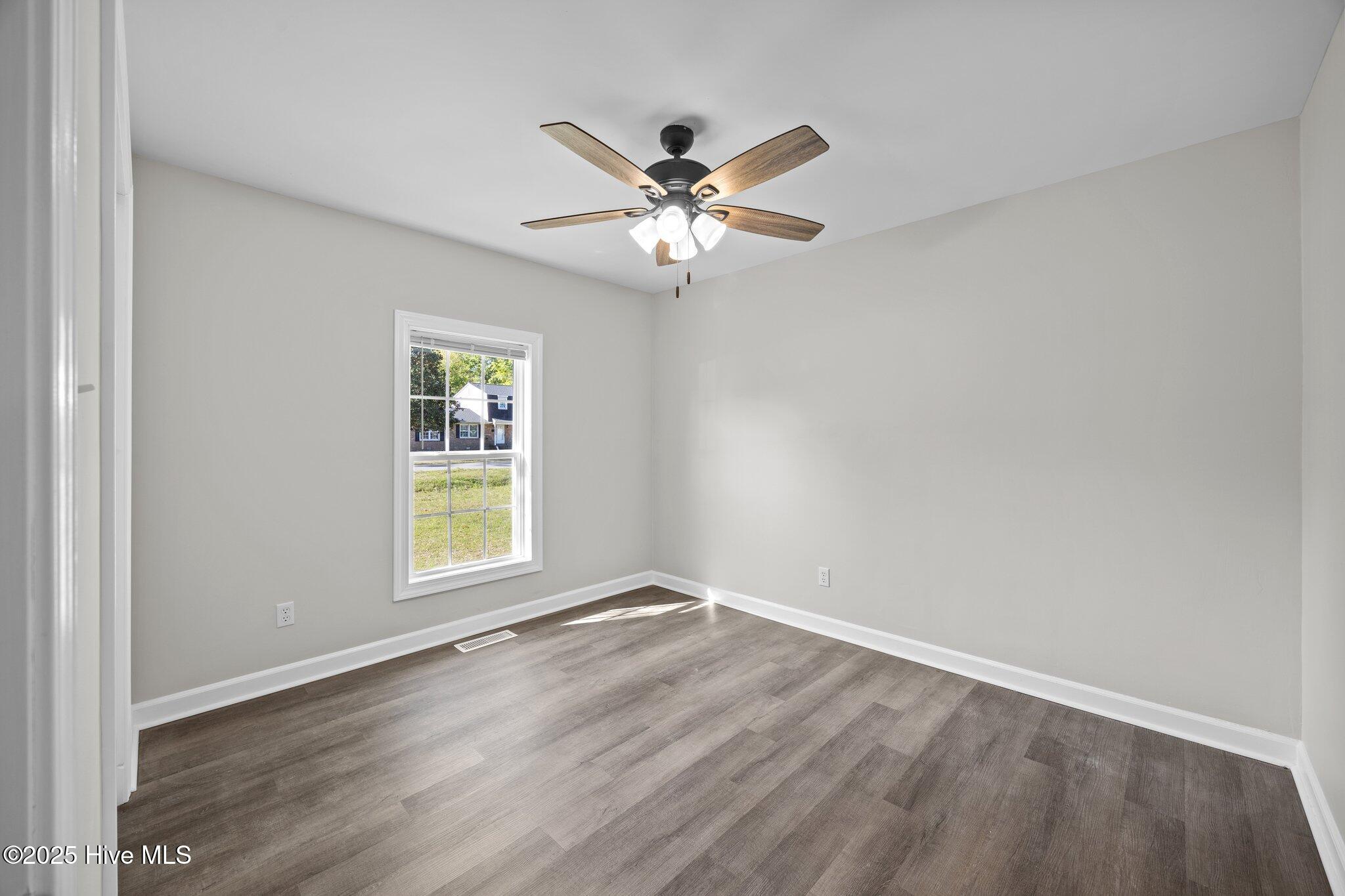 206 Speight Street Havelock, NC 28532 - Photo 18 of 36 17-web-or-mls-0C0A2616