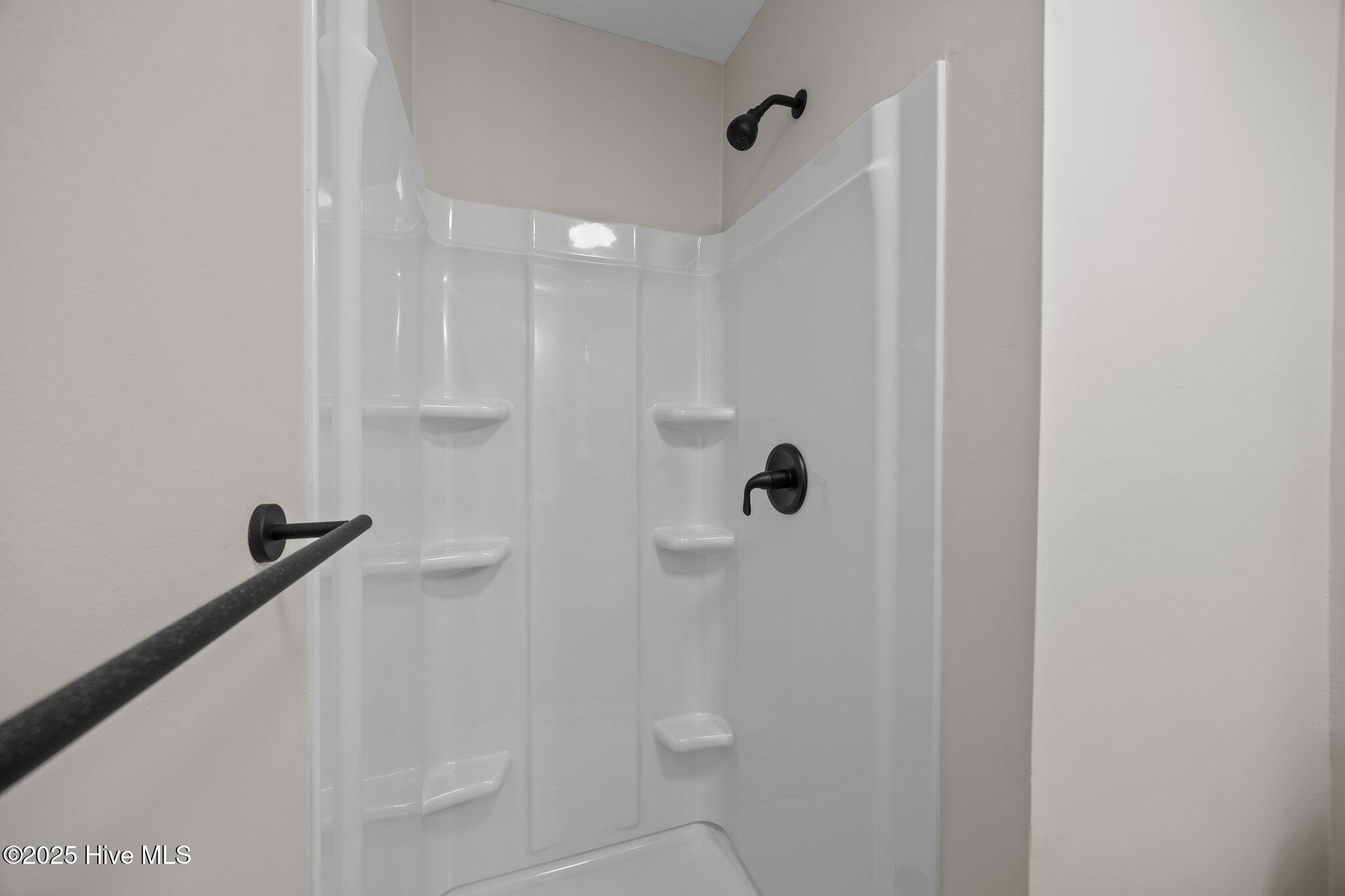 206 Speight Street Havelock, NC 28532 - Photo 26 of 36 25-web-or-mls-0C0A2640