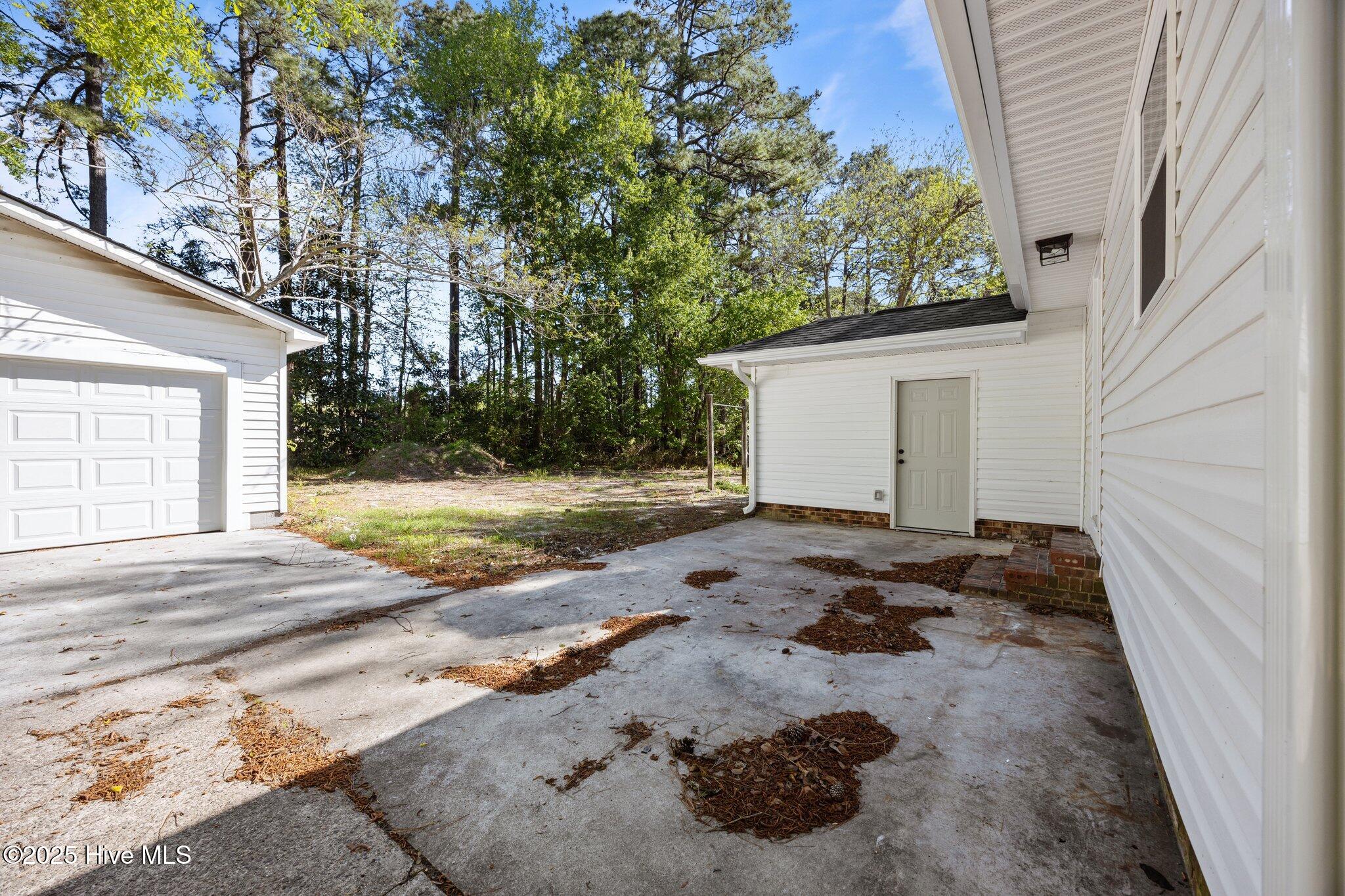206 Speight Street Havelock, NC 28532 - Photo 28 of 36 27-web-or-mls-0C0A2644