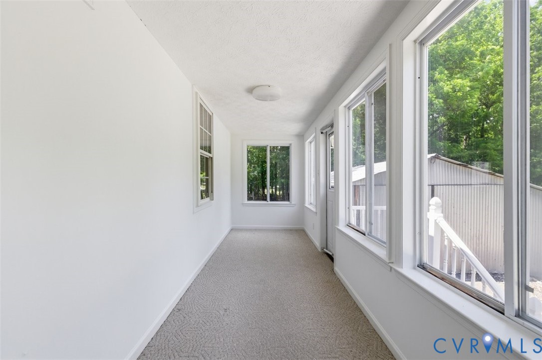 18501 Branders Bridge Road Colonial Heights, VA 23834 - Photo 15 of 43 a view of a balcony