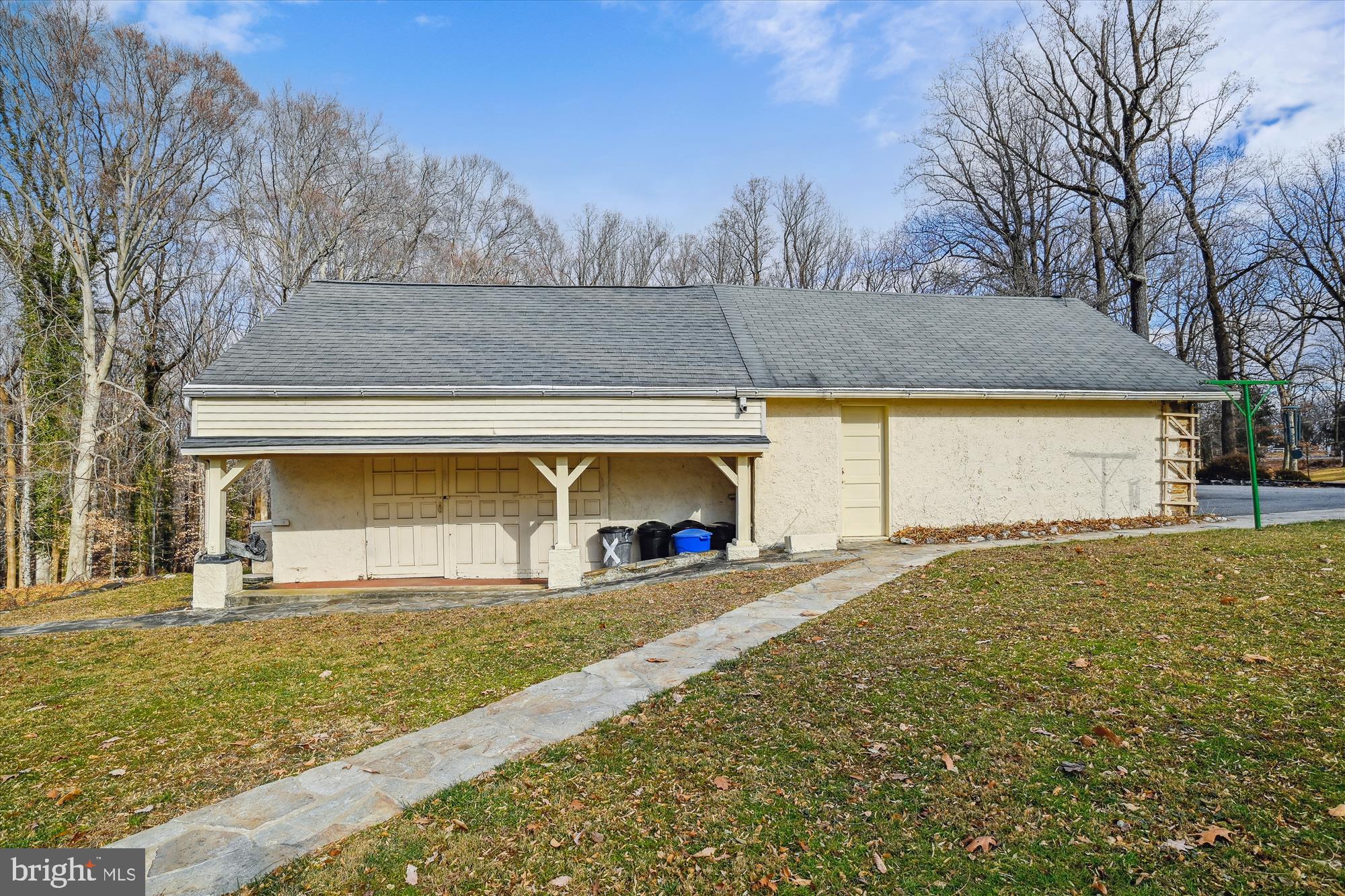 614 Gun Halethorpe, MD 21227 - Photo 13 of 98 Detached Garage
