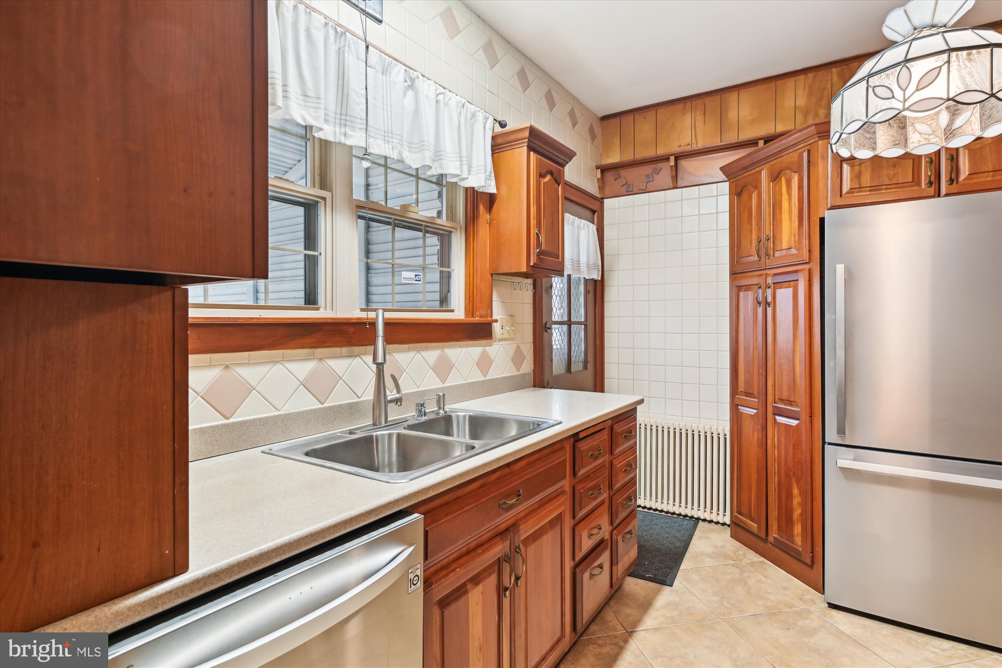 614 Gun Halethorpe, MD 21227 - Photo 26 of 98 Main House Kitchen