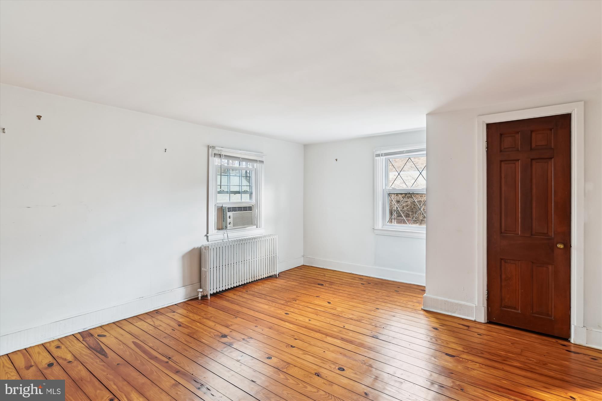 614 Gun Halethorpe, MD 21227 - Photo 88 of 98 Carriage House Upper level Bedroom