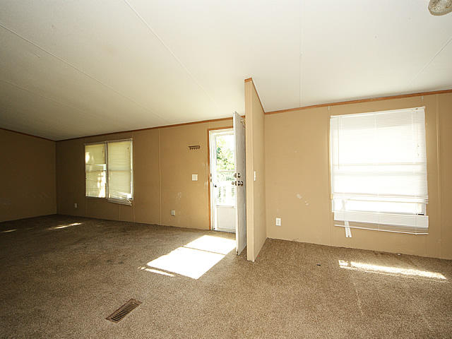 3184 Sanders Road Charleston, SC 29414 - Photo 5 of 17 3184 entry