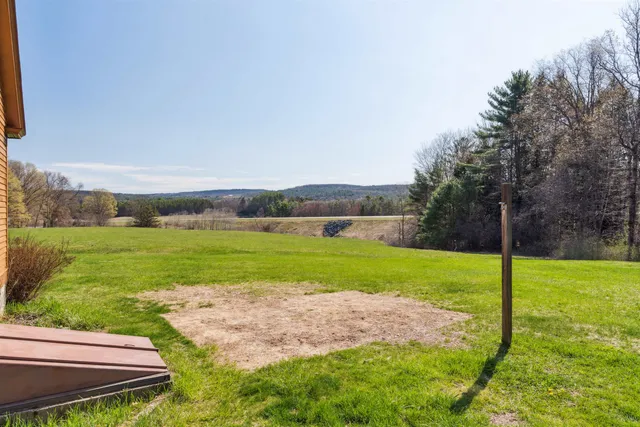 $515,000 | 141 North Runway Road, Weathersfield, VT 05151