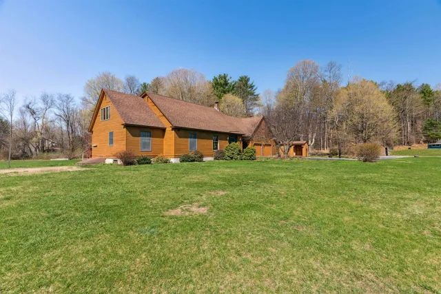 $515,000 | 141 North Runway Road, Weathersfield, VT 05151