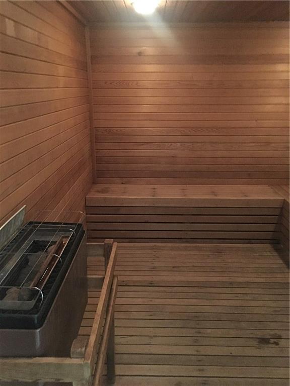 3481 Lakeside Drive Northeast, Unit 905 Atlanta, GA 30326 - Photo 14 of 27