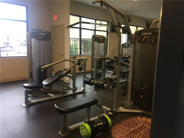 $1,600 | 3481 Lakeside Drive Northeast, Unit 905, Atlanta, GA 30326