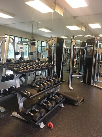 $1,600 | 3481 Lakeside Drive Northeast, Unit 905, Atlanta, GA 30326