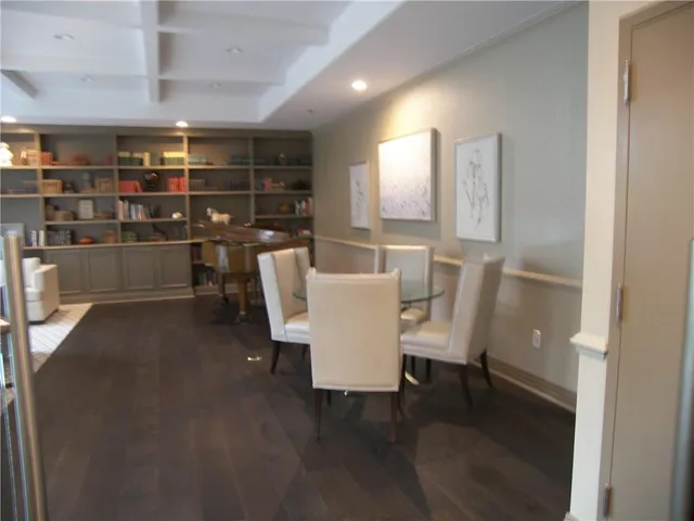 $1,600 | 3481 Lakeside Drive Northeast, Unit 905, Atlanta, GA 30326