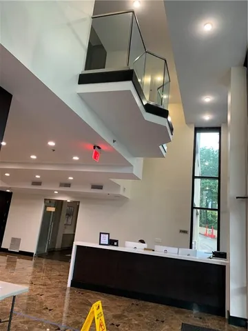 $1,600 | 3481 Lakeside Drive Northeast, Unit 905, Atlanta, GA 30326