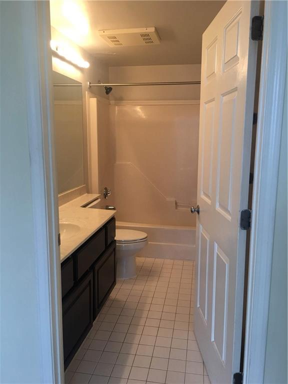 3481 Lakeside Drive Northeast, Unit 905 Atlanta, GA 30326 - Photo 8 of 27