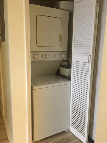 $1,600 | 3481 Lakeside Drive Northeast, Unit 905, Atlanta, GA 30326