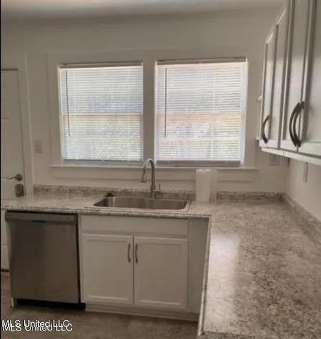 $1,300 | 1054 Desoto Street, Biloxi, MS 39530