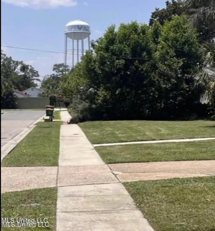$1,300 | 1054 Desoto Street, Biloxi, MS 39530