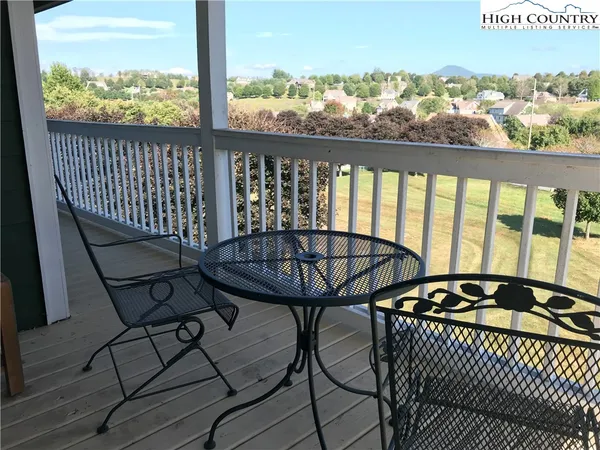 $1,800 | 155 Birkdale Court, Unit C61, Jefferson, NC 28640