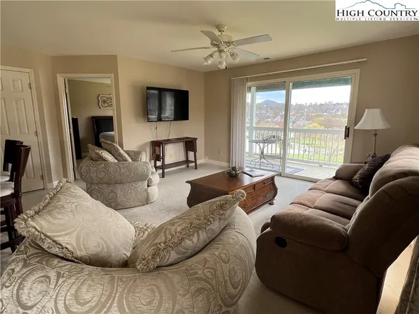 $1,800 | 155 Birkdale Court, Unit C61, Jefferson, NC 28640