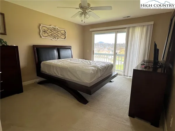 $1,800 | 155 Birkdale Court, Unit C61, Jefferson, NC 28640