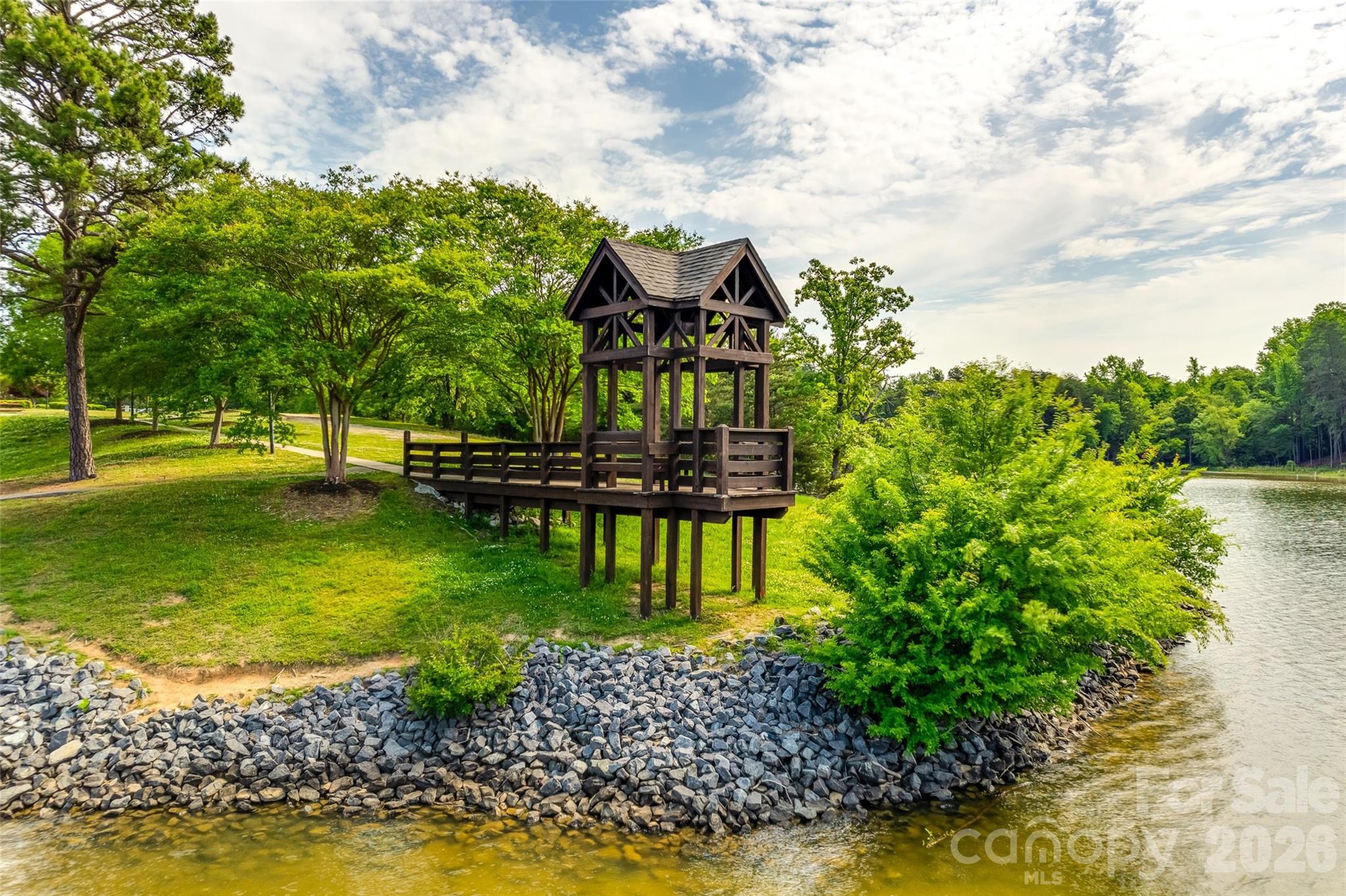 1039 Hunters Run Drive Tega Cay, SC 29708 - Photo 32 of 37