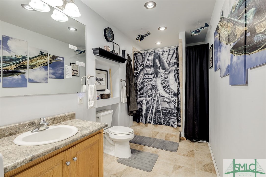 535 Green Morgan School Road Clyo, GA 31303 - Photo 14 of 40 Bathroom